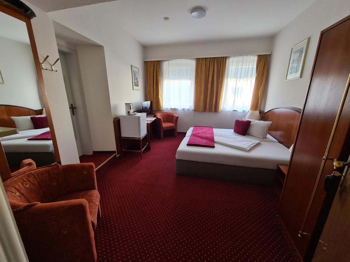 Hotel&Restaurant Krone Rehau Buitenkant foto