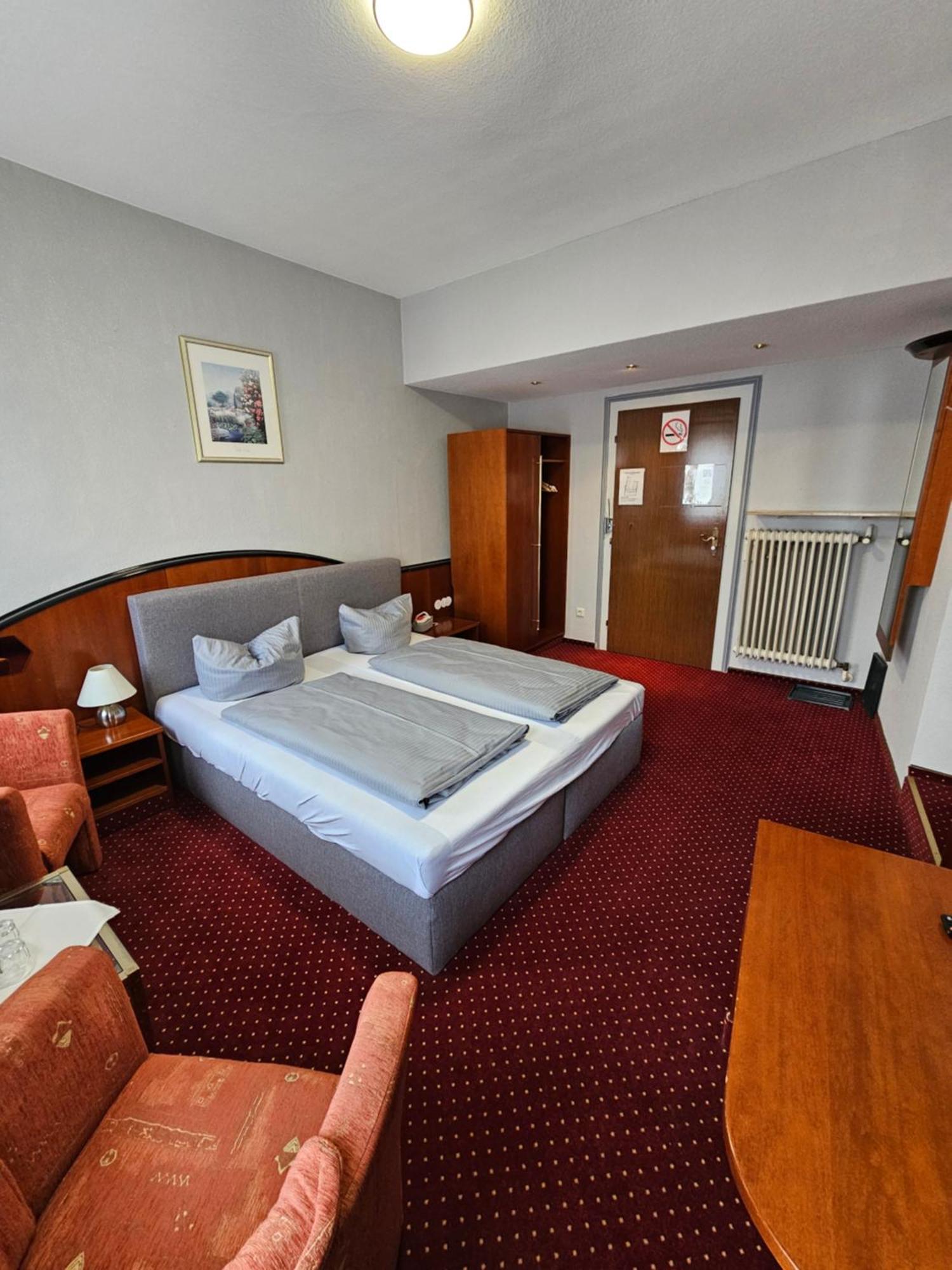 Hotel&Restaurant Krone Rehau Buitenkant foto